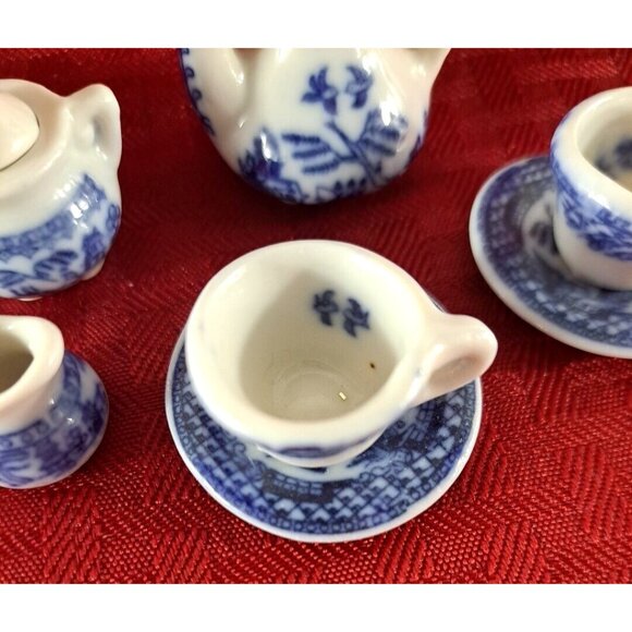 Vintage Dollhouse Tea Coffee Set Ceramic Blue White Asian Willow Landscape 1:12 - Picture 3 of 7